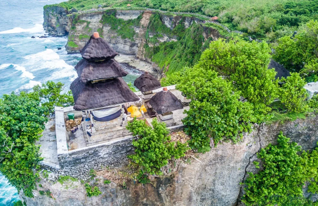 Image of Uluwatu temple in Bali 